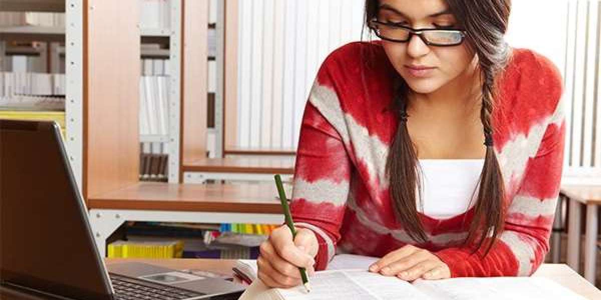 Struggling to solve complex assignments? Get Online Assignment Help in the UK